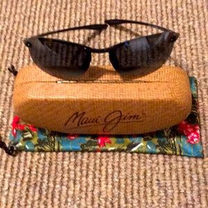 😎MAUI JIM SUNGLASSES